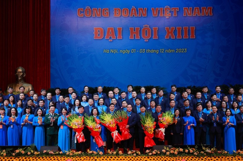 (GD&TĐ) Ông Nguyễn Ngọc Ân trúng cử Đoàn Chủ tịch Tổng Liên đoàn Lao động Việt Nam 