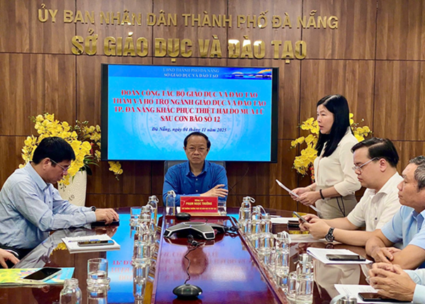 Công đoàn Giáo dục Việt Nam hỗ trợ các cơ sở giáo dục khắc phục hậu quả bão lũ