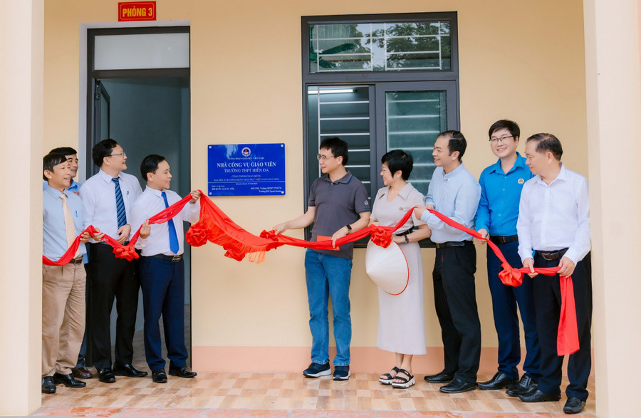 Công đoàn Giáo dục Việt Nam khánh thành nhà công vụ giáo viên tại Phú Thọ