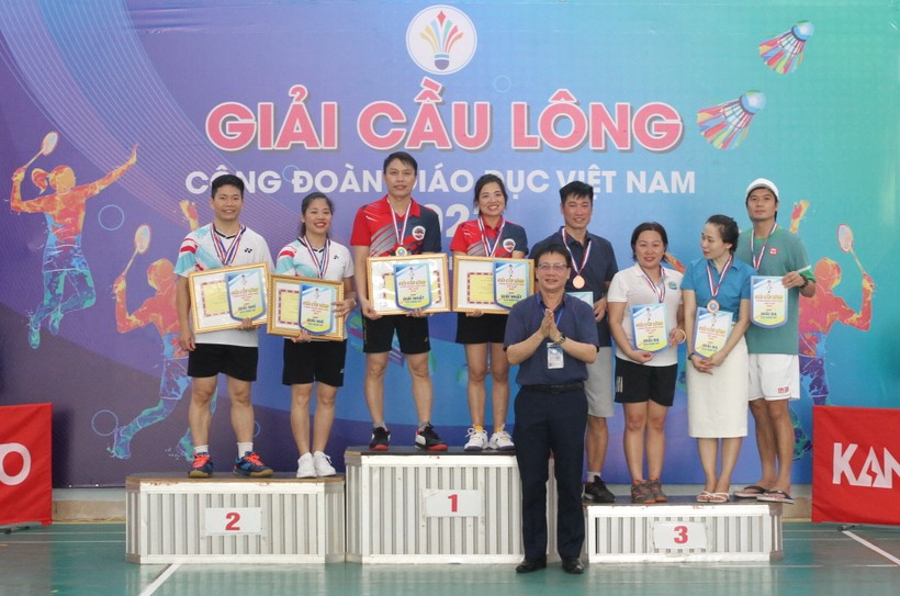 (GD&TĐ) Lần đầu tiên tổ chức Giải cầu lông Công đoàn Giáo dục Việt Nam